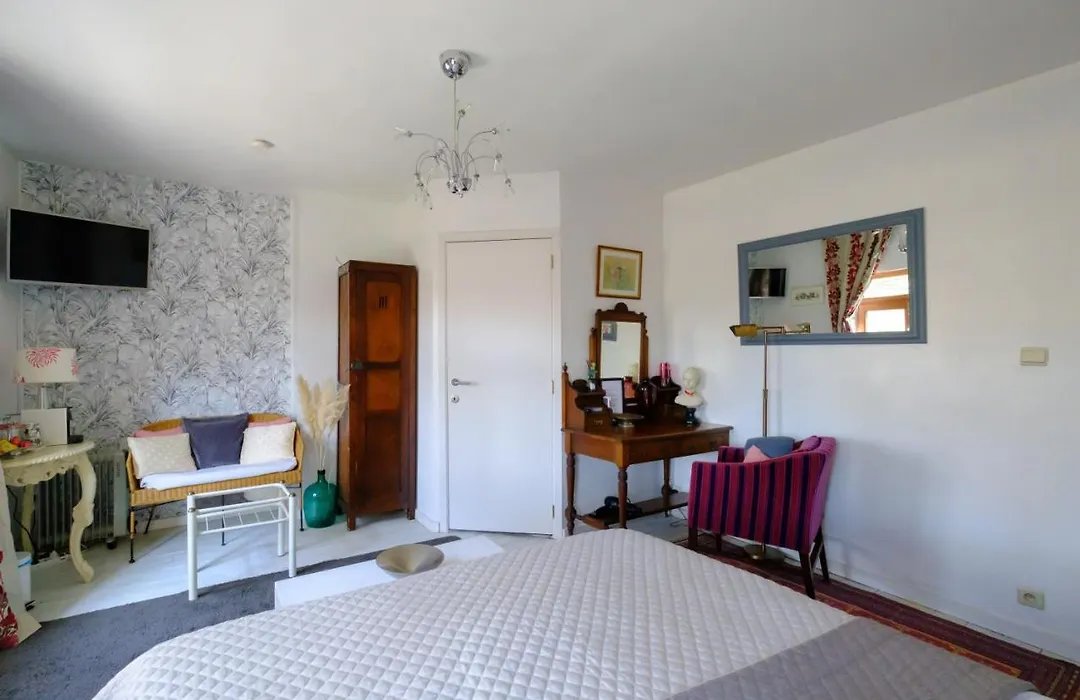 Collier'S Bnb-1