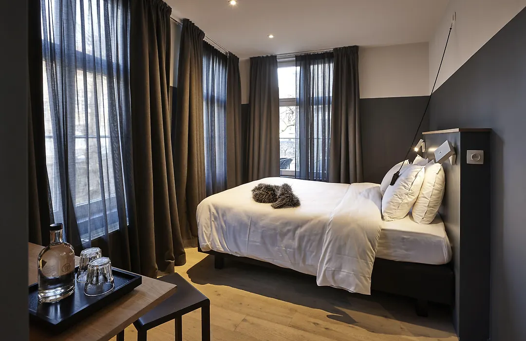 Hotel Monsieur Ernest-1