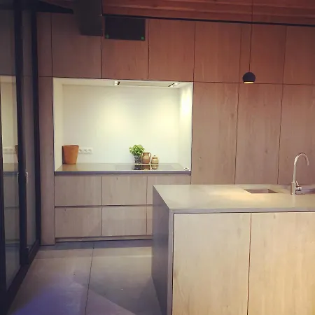 B Room-3