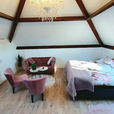 Viktor And Stella Suite By The Minnewater-2