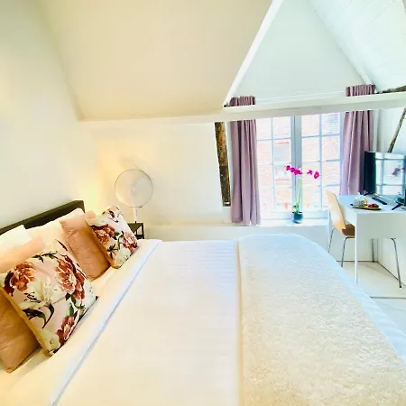 The Flower B&B-3