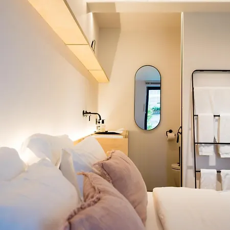 Poutrelle Guestrooms-2
